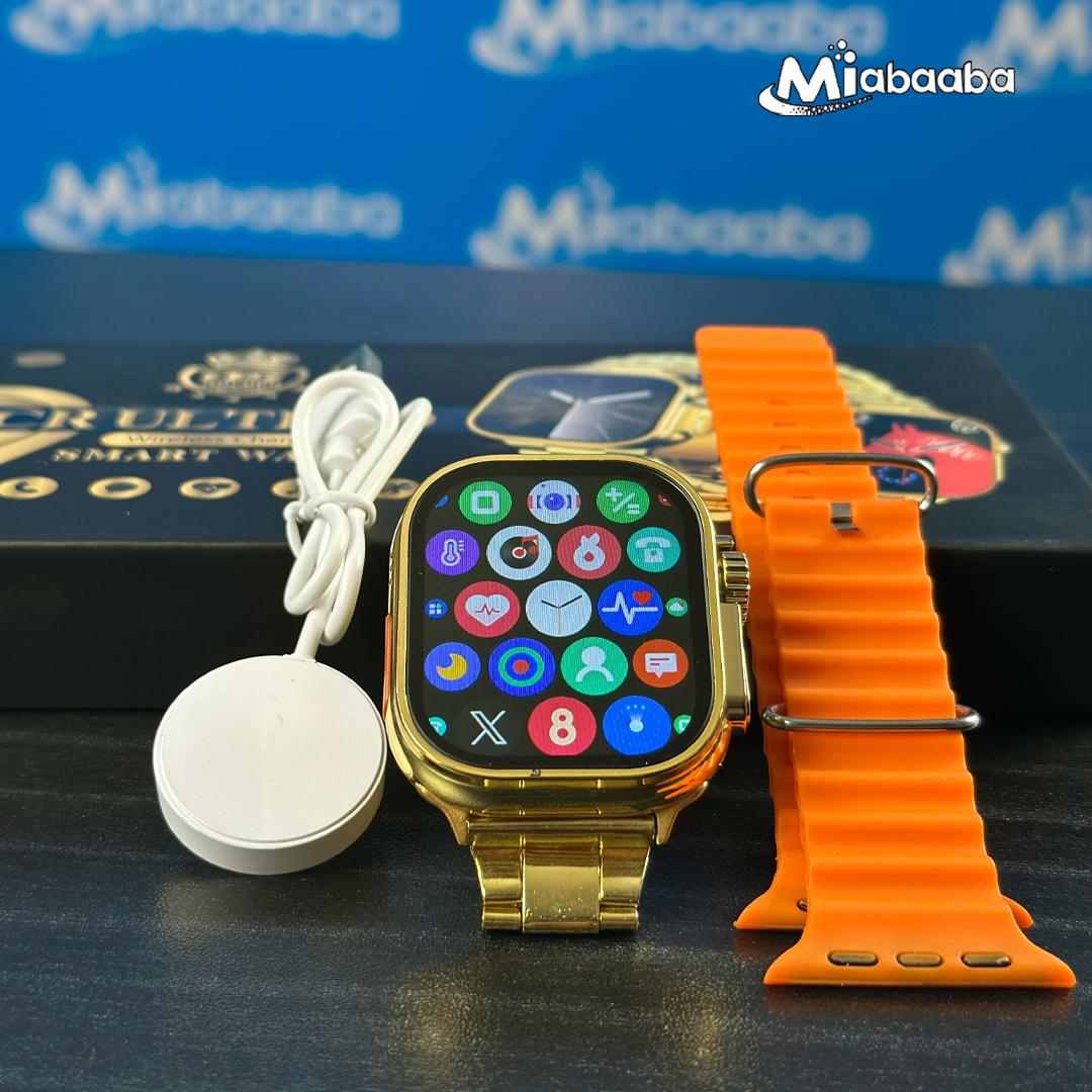 CR9 Ultra Golden watch